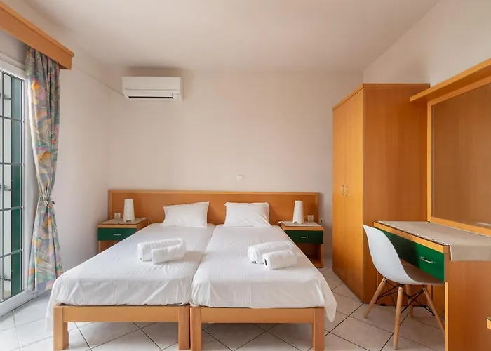 Naftilos 5* Lourdata (Kefalonia)