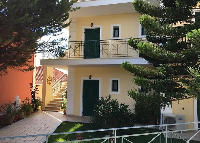Hotell Naftilos Lourdata (Kefalonia)