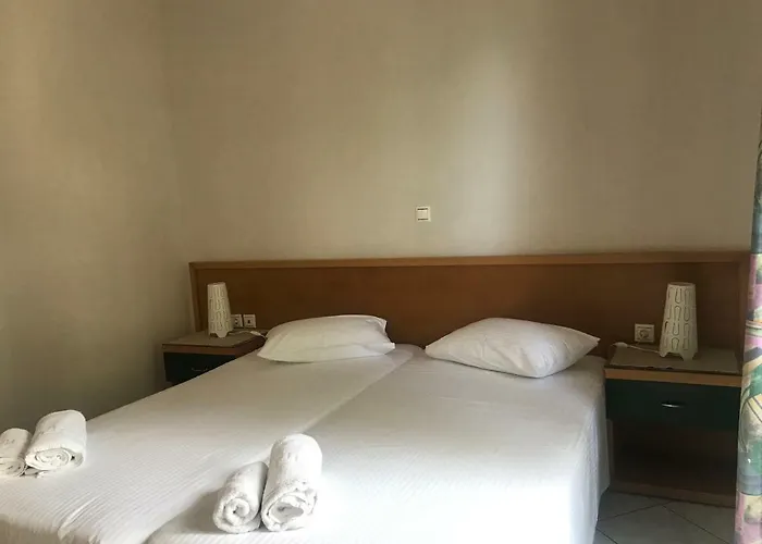 Hotell Naftilos Lourdata (Kefalonia)