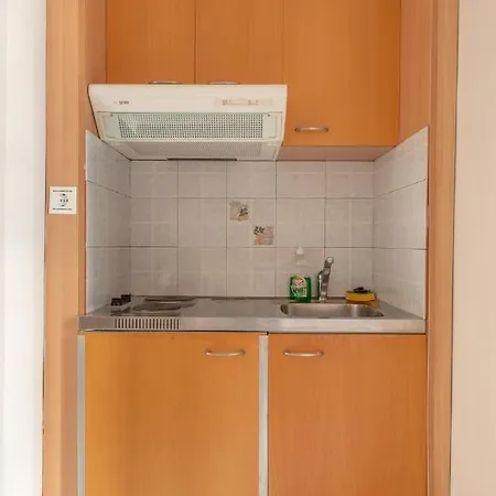 Naftilos 5* Λουρδάτα