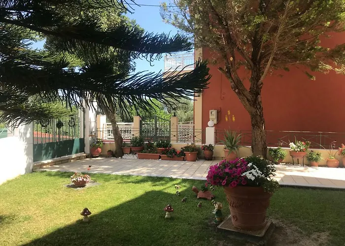 Hotel Naftilos Lourdata (Kefalonia)