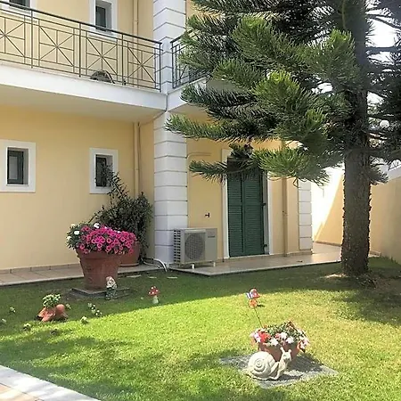 Naftilos Lourdata (Kefalonia)