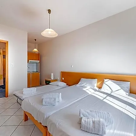 Naftilos 5* Lourdata (Kefalonia)