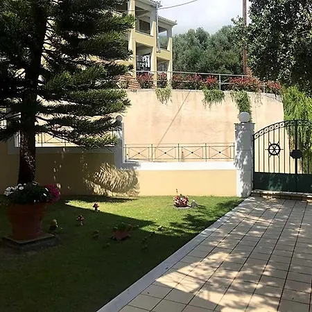 Naftilos Hotel Lourdata (Kefalonia)