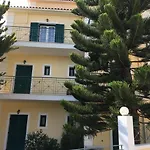 Naftilos Ξενοδοχείο Λουρδάτα