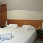 Naftilos Λουρδάτα
