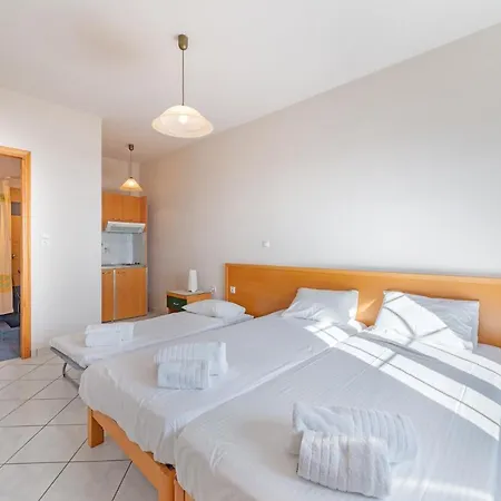 Naftilos Hotel