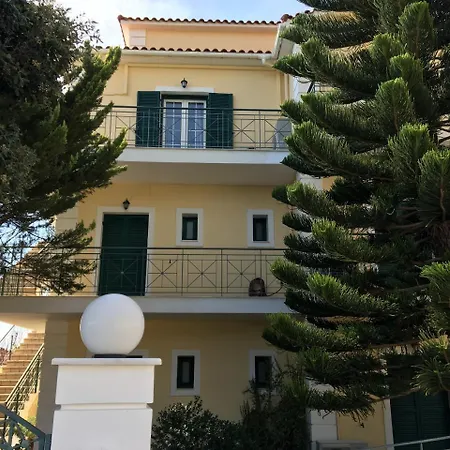Naftilos Hotel