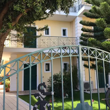 Naftilos Hotel