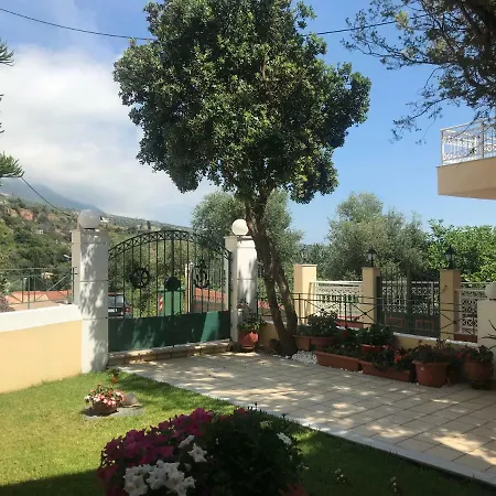 Naftilos 5* Lourdata (Kefalonia)